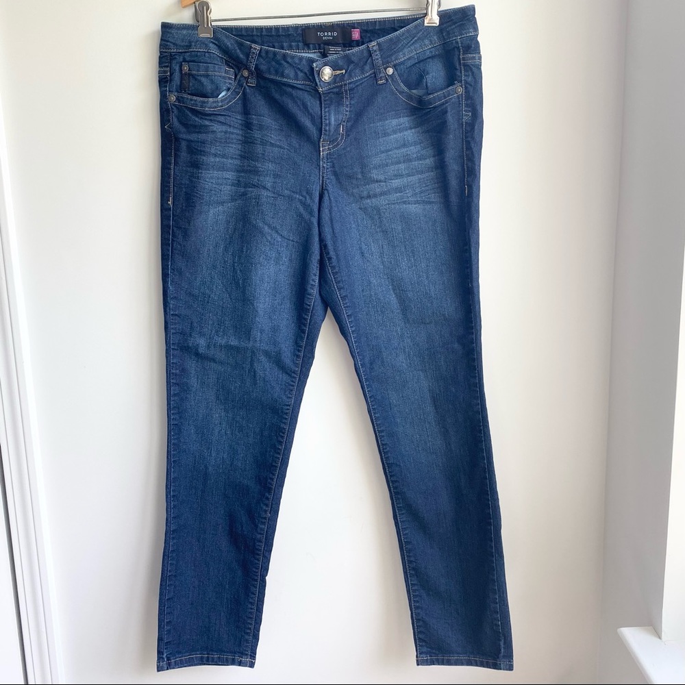 Torrid jenas straight leg size 18S